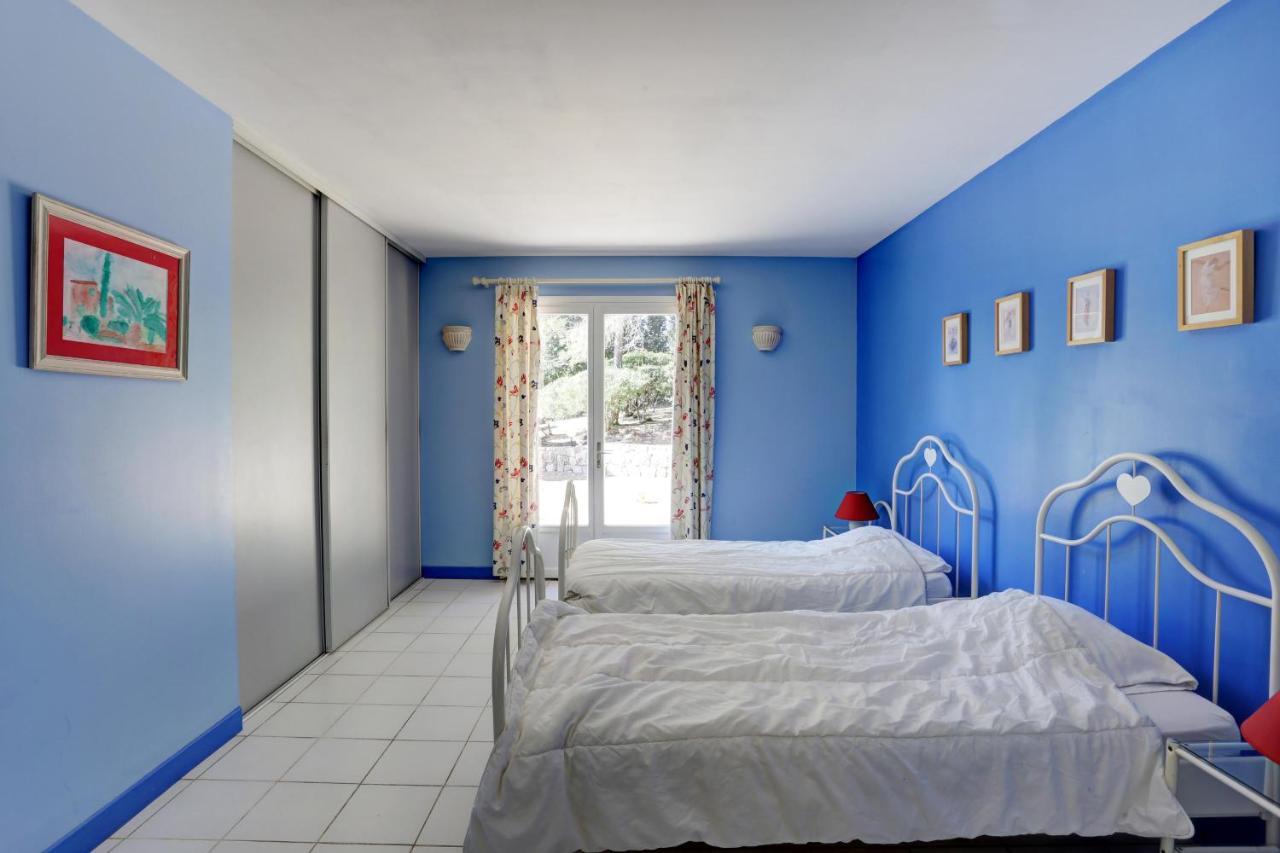 Villa 8 Pers, Climatisee, Piscine Chauffee, Un Havre De Paix Sous Les Pins Parasols Roquebrune-sur Argens Luaran gambar